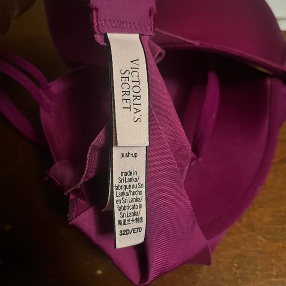 Victoria's Secret Purple Push Up Bra 32D - Picture 4 of 5